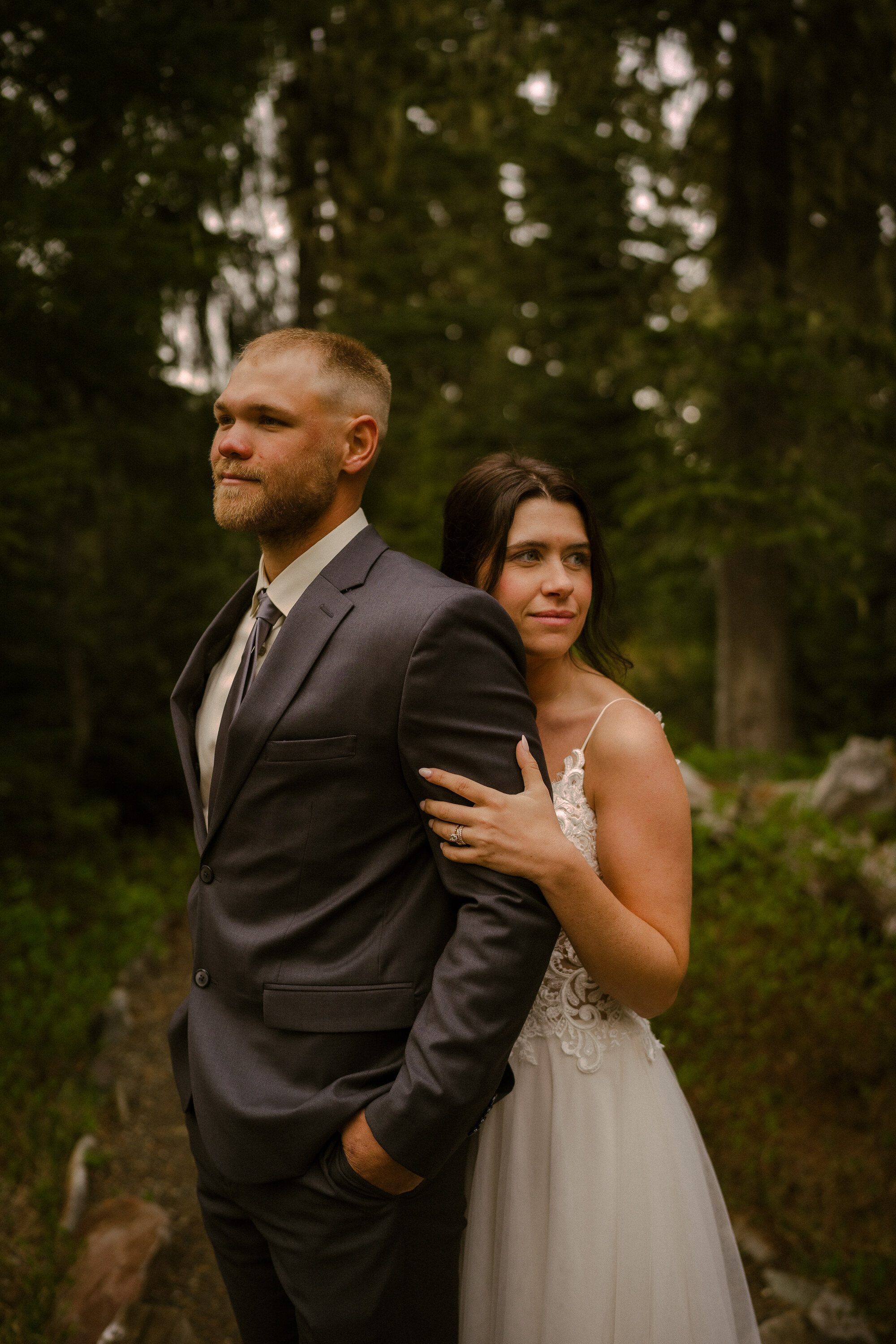 Beautiful bronze and champagne hued makeup with stunning blush and pink tones